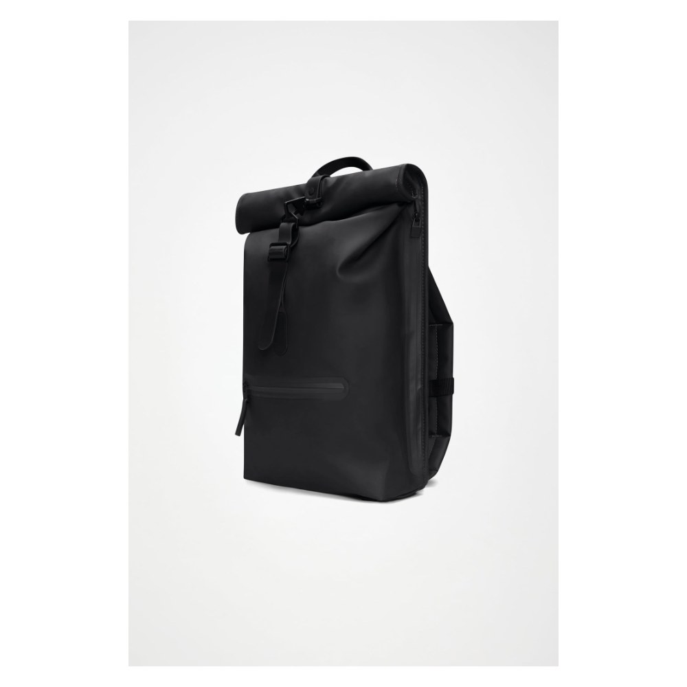 rains_rolltop_rucksack_black_everyday_pack_3_d7f21207-8911-419e-af47-34fbae6e634
