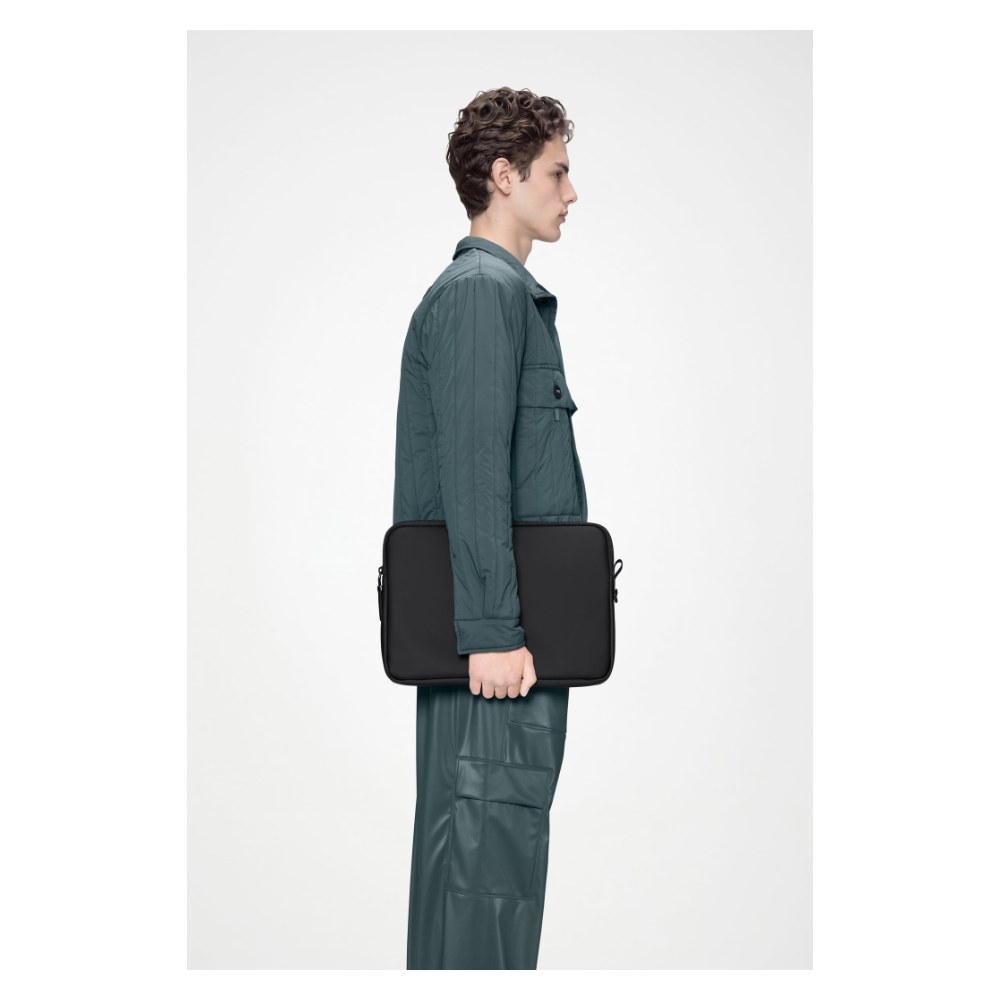 rains_trail_laptop_case_15_16_w1_black_small_goods_men_1